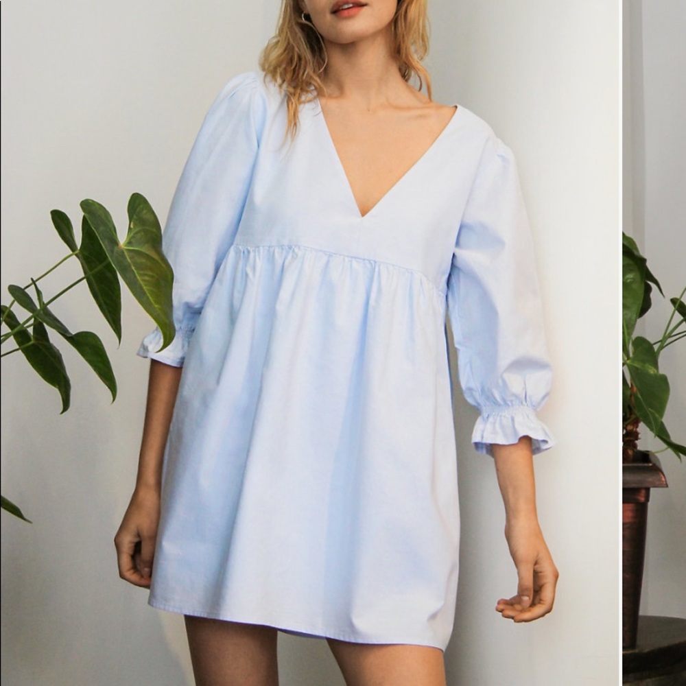 ✨HP✨ Aritzia babydoll dress
